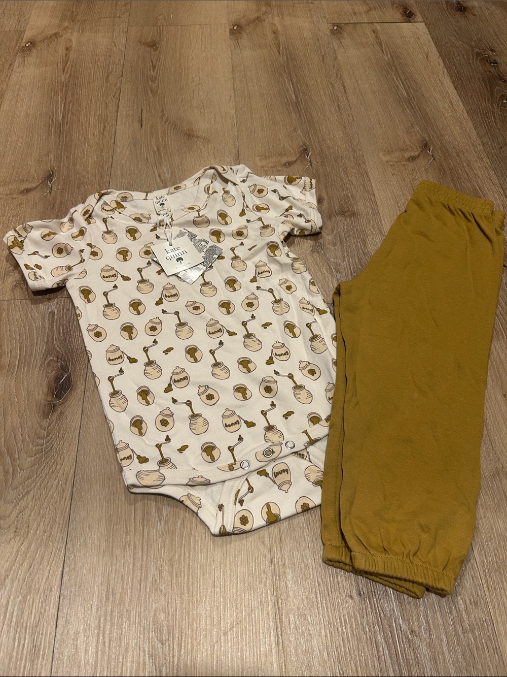 kate quinn Cream Honey Pot Print Bodysuit with Mustard Pants